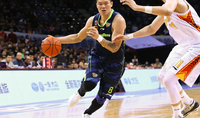 2011年的今天：朱芳雨成CBA历史最年轻的季后赛2000分先生