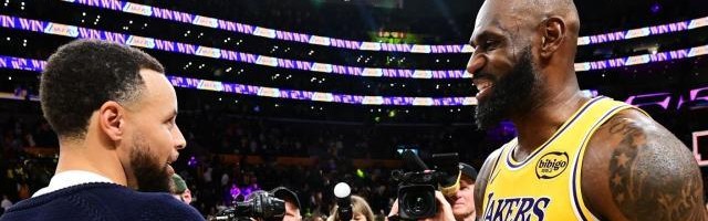 体育平台-詹皇丢评奖资格引争议！约基奇库里冲奖也拉响警报