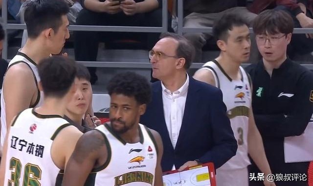 赛事直播-乌戈：我们统治了篮板球 莫兰德和付豪表现出色赢得一场团队的胜利