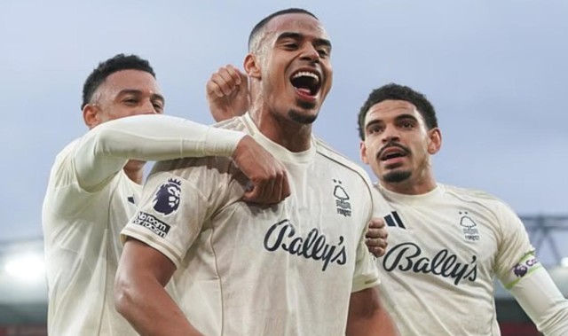 半岛体育官方网站-邮报：为马奎尔的离开做准备，曼联考虑引进森林后卫穆里略