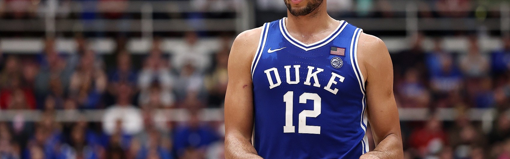 数据分析-谁DNA动了？布泽尔儿子轰30分14板3助3断1帽 上半场就砍20+9+2+3